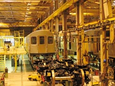 川崎公司庆祝在美国生产火车车厢20周年＂style=